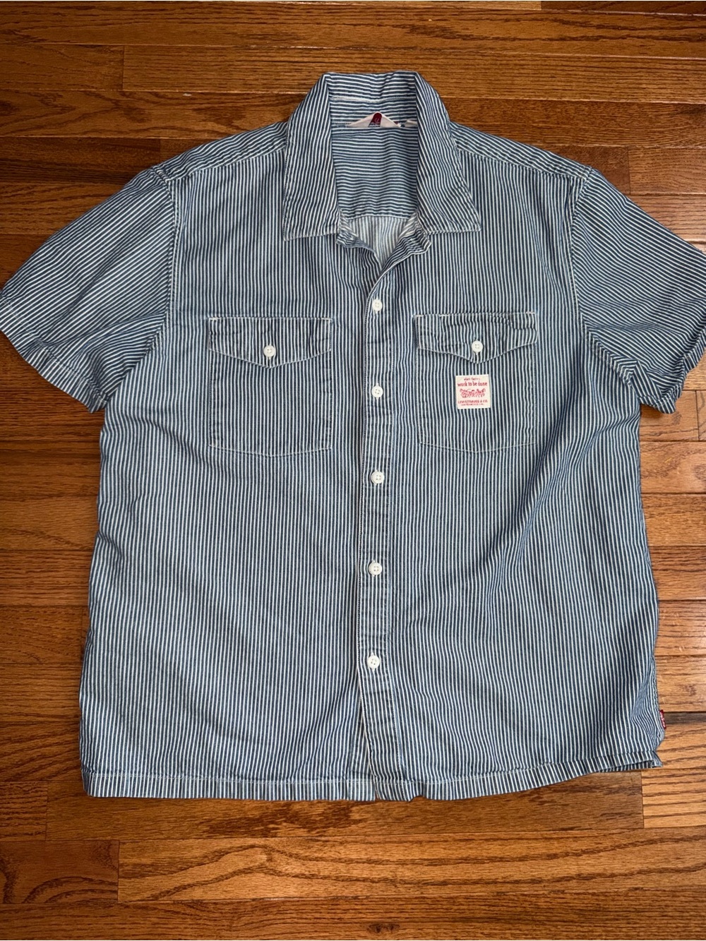 LEVIS $65 Men's Short-Sleeve Striped Button-Front Shirt Blue/White Mens L EUC